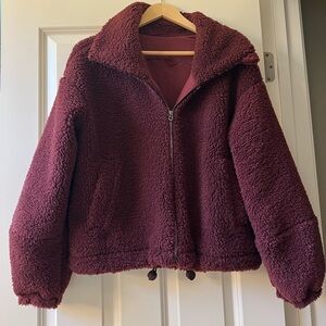 lululemon athletica Plush Teddy Jacket in Burgundy